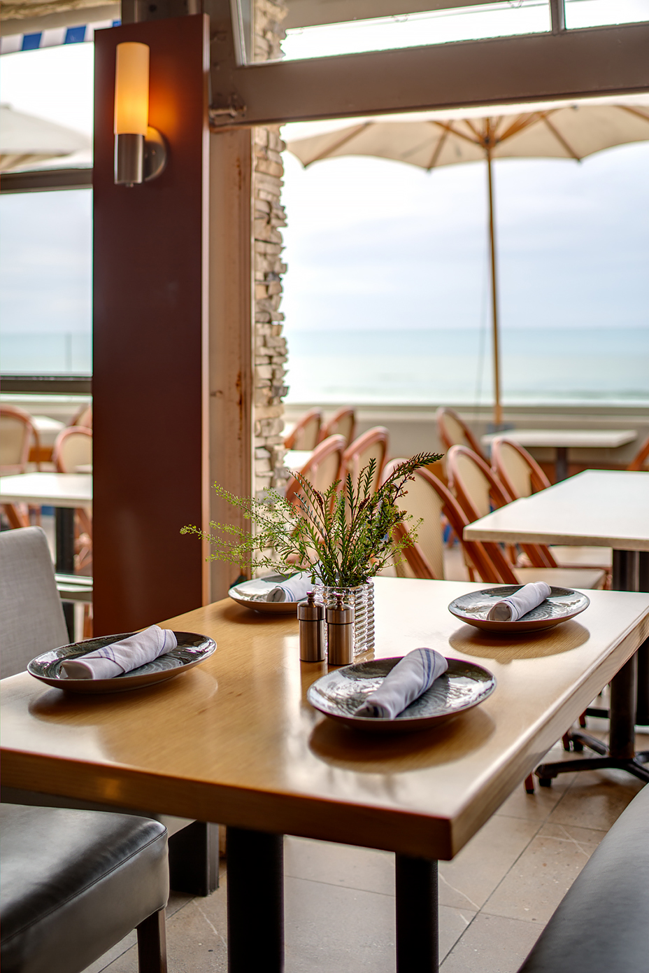 Poseidon, Del Mar, CA - Poseidon-table